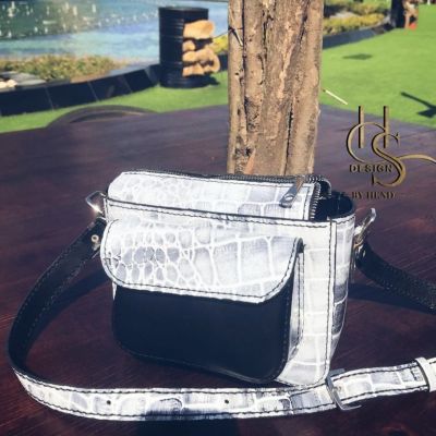 شنطة جلد طبيعى 