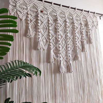 ستارة مكرمية 