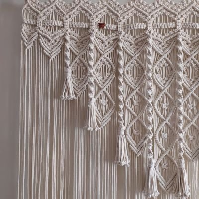 ستارة مكرمية 