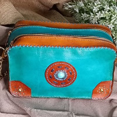 شنطة جلد طبيعي 