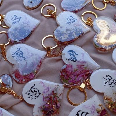 ميدالية ريزن بالورد المجفف