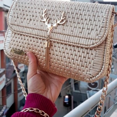 شنطة بخيوط السلسلة الذهبية 