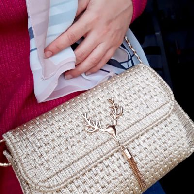 Gold chain thread bag