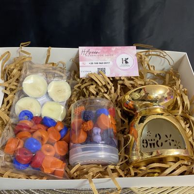 Porcelain incense burner set