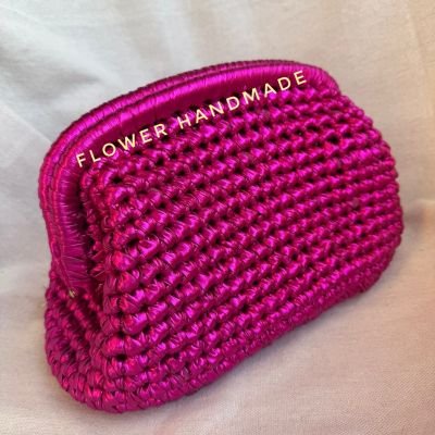 شنطة يد بينك