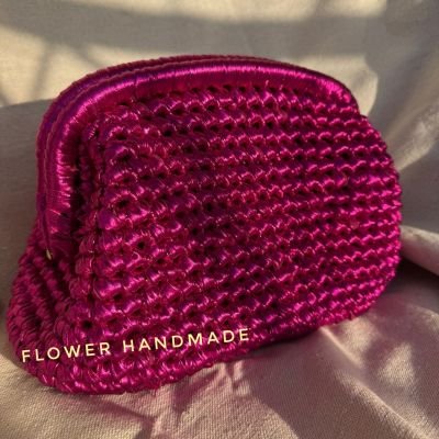 شنطة يد بينك