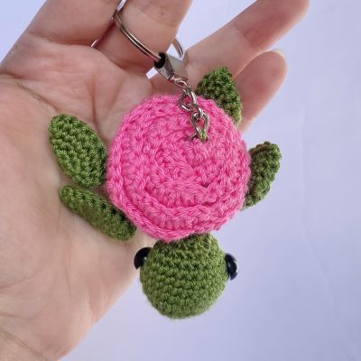 سلحفاة الوردة بالكروشيه