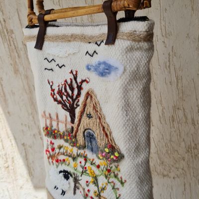 شنطه من نسيج النول اليدوي 