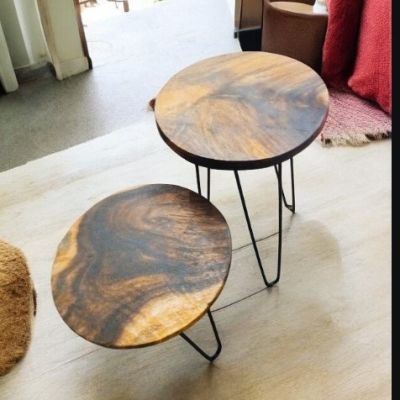 طاولات جانبية 