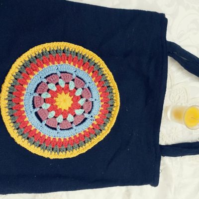 توت باج كروشيه 