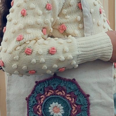 توت باج كروشيه 