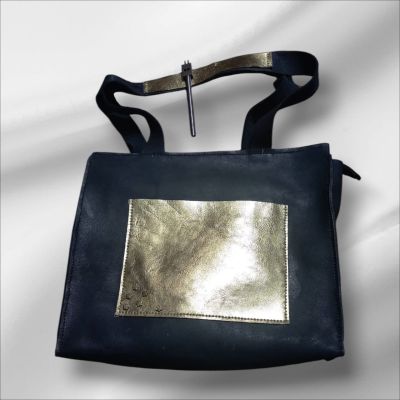 Women's bag made of natural leather