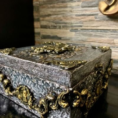 صندوق الكنز الملكي