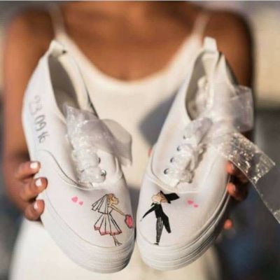 سنيكرز مرسومه