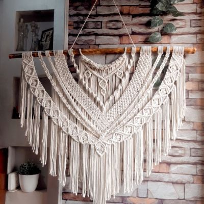 جدارية مكرمية 