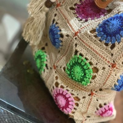Crochet bag with granny squares