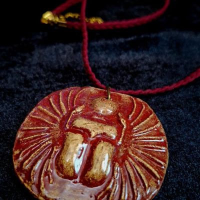 Ceramic & leather necklace 