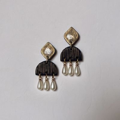 حلق زاهية 💛