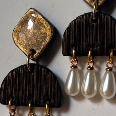 حلق زاهية 💛