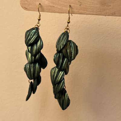 حلق فلورا أخضر 💚