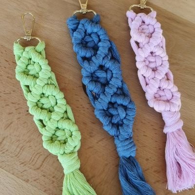 ميدالية مكرمية 