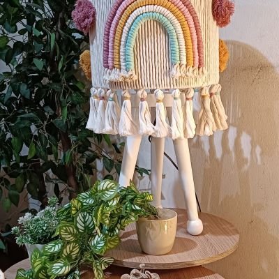 Macrame lampshade 