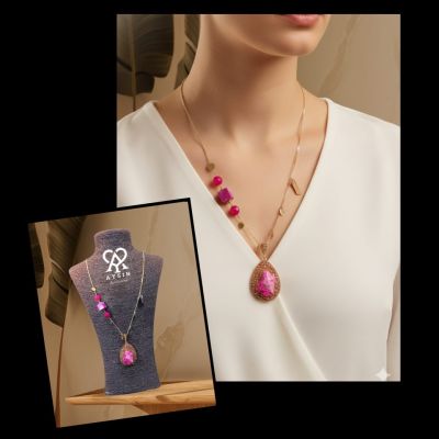 عقد من احجار الكوارترز والعقيق 