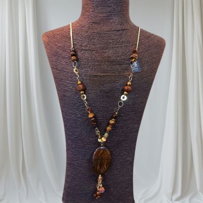 عقد من احجار التايجر  آى عين النمر