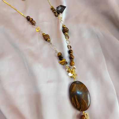 عقد من احجار التايجر  آى عين النمر