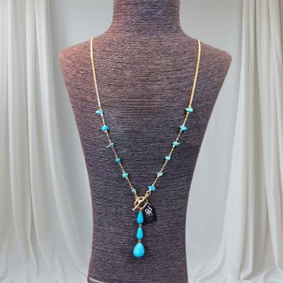 عقد من احجار الفيروز 