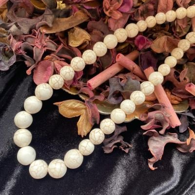 Simple Beauty necklace