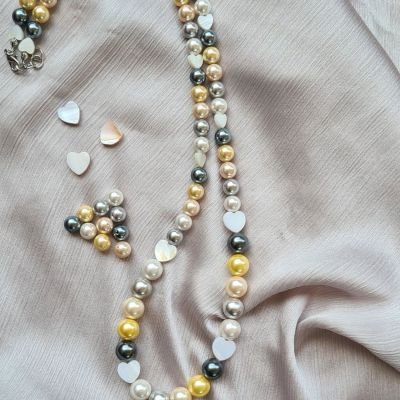 Pearl Touch necklace