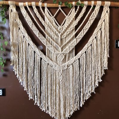 مكرمية عليقة حائط