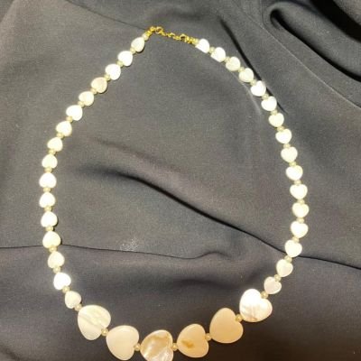 عقد قلوب الصدف