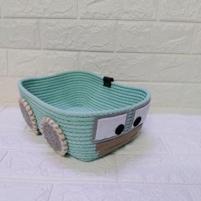 باسكت منظم شكل سياره 