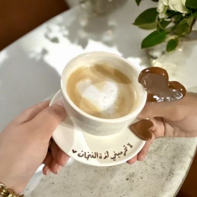 مج وطبق قهوة بورسلين هاند ميد 