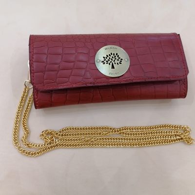 شنطه صغيره جلد طبيعي طبعة تمساح 