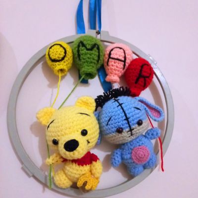 Hanging frame for children