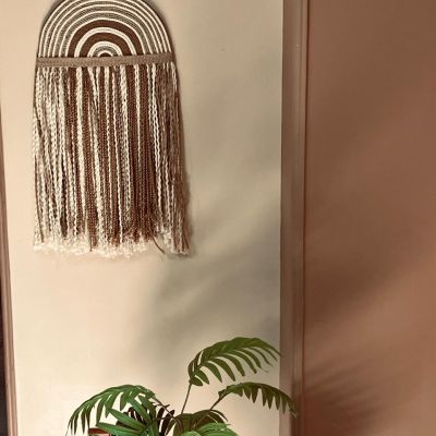 تعليقة حائط