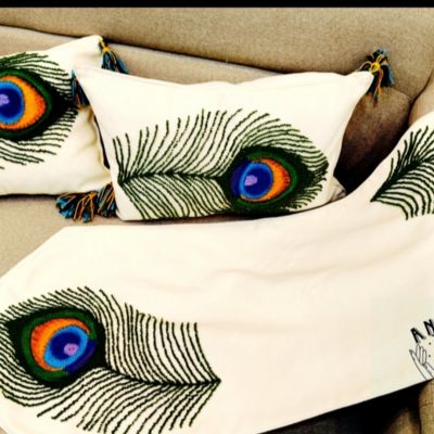 كوشن ورانر ريش الطاووس