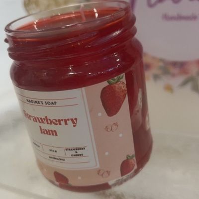 شمعة مربى الفراولة