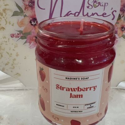 شمعة مربى الفراولة