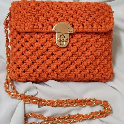 شنطه مكرميه كروس 