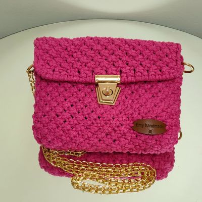 شنطه مكرميه كروس 