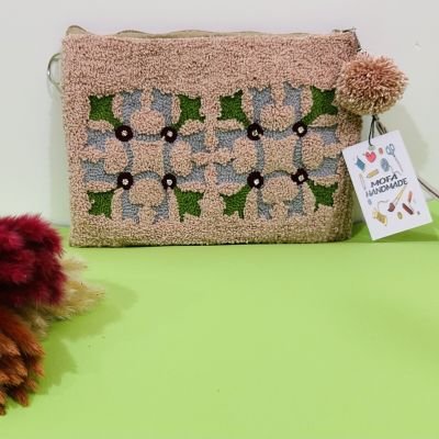 حقيبه كلاتش مصنوعه يدويا