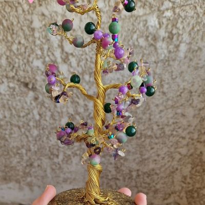 شجرة مميزة من النحاس الأصفر الهاندميد المرصع بالأحجار الكريمة💜💚💜
