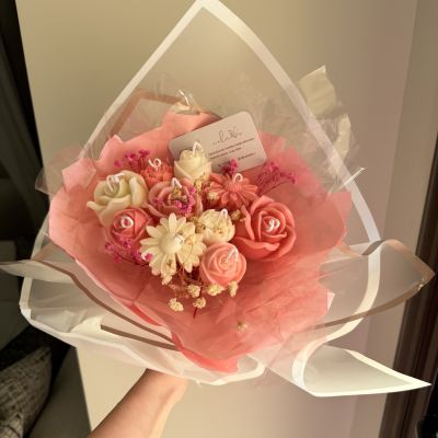 باقة زهور من الشموع – بتصميمك الخاص