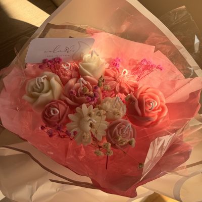 باقة زهور من الشموع – بتصميمك الخاص