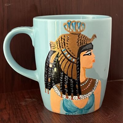 رسم يدوي علي المجات 