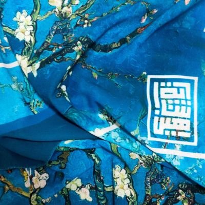 زهرة اللوز - شيفون